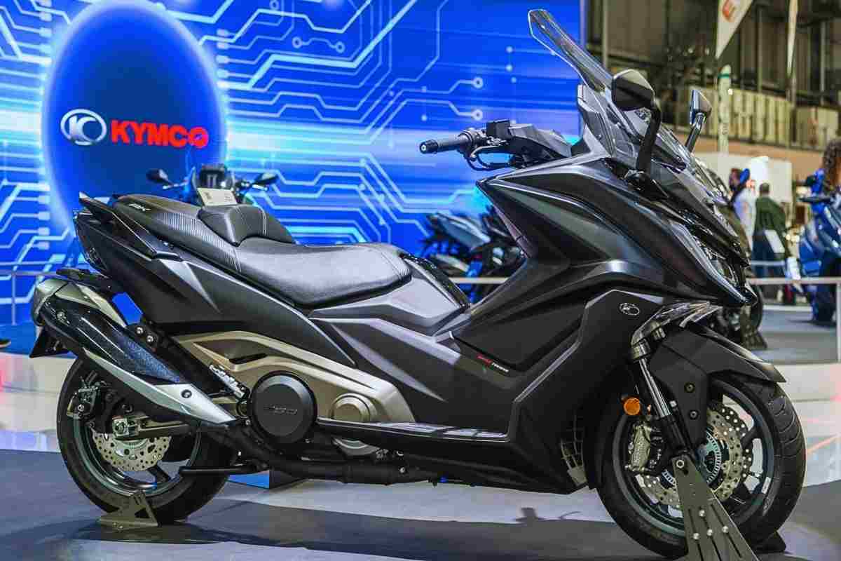 Il nuovo scooter Kymco AK 550