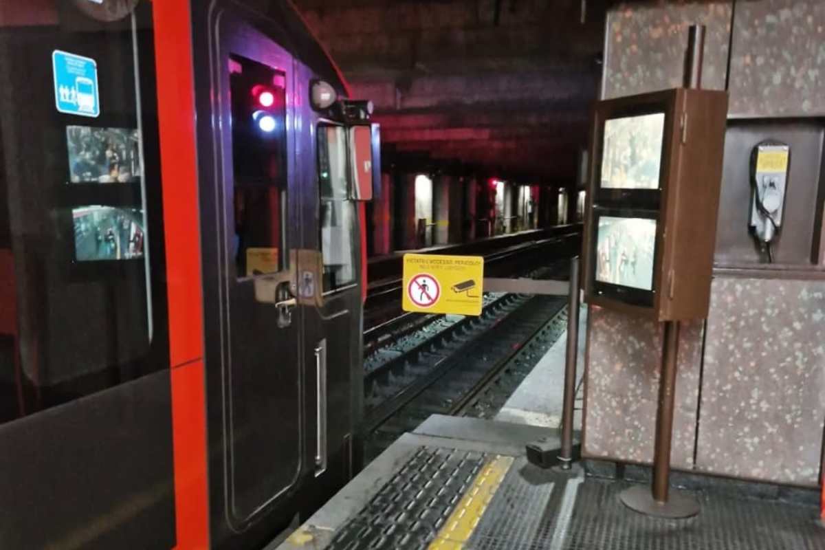 Metropolitana di Milano malori quattro passeggeri