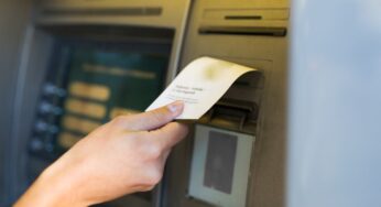 Attenzione al bancomat: la ricevuta non devi sempre stamparla. C’è un motivo che non tutti conoscono